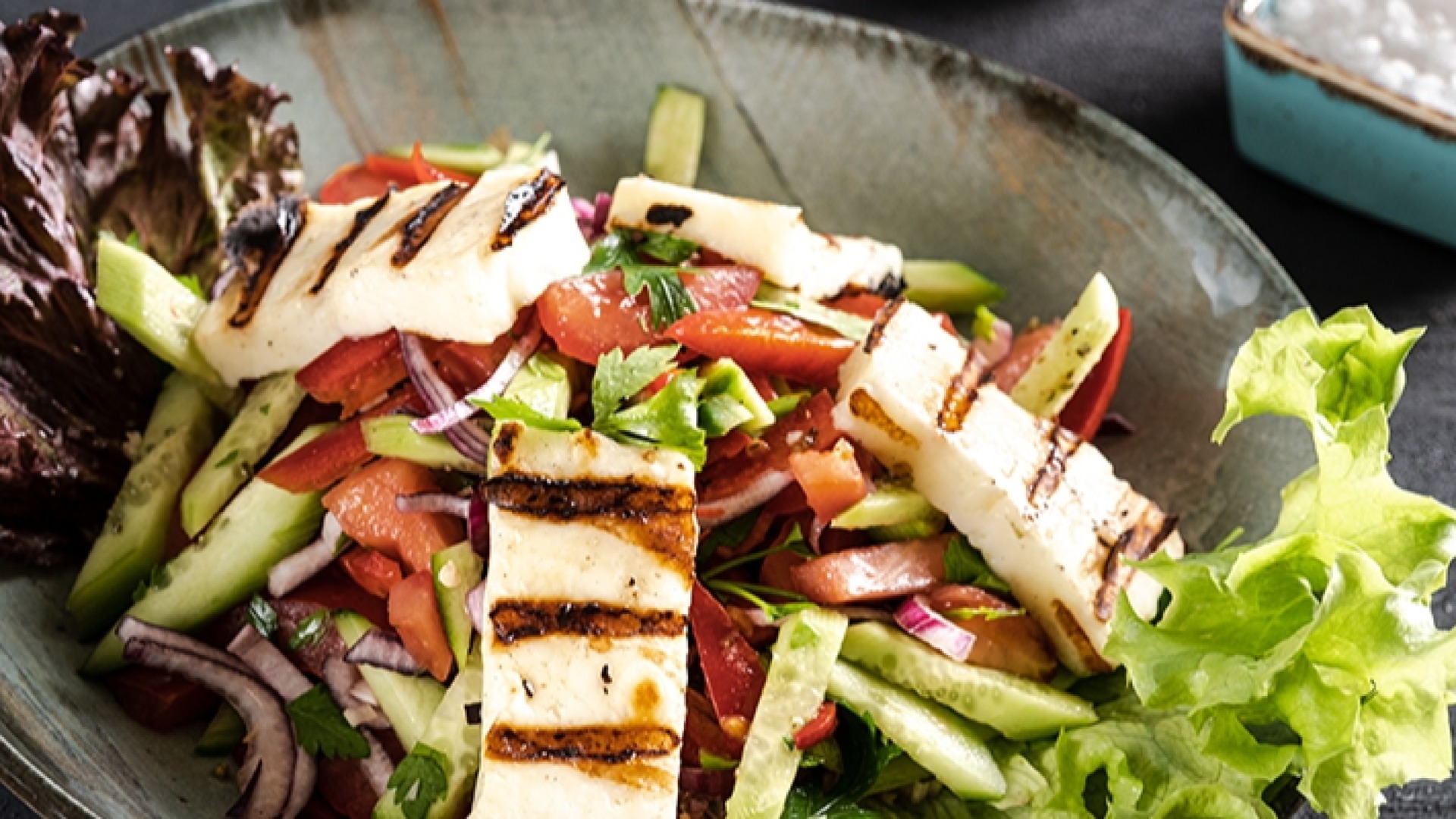 Hellim Peynirli Salata