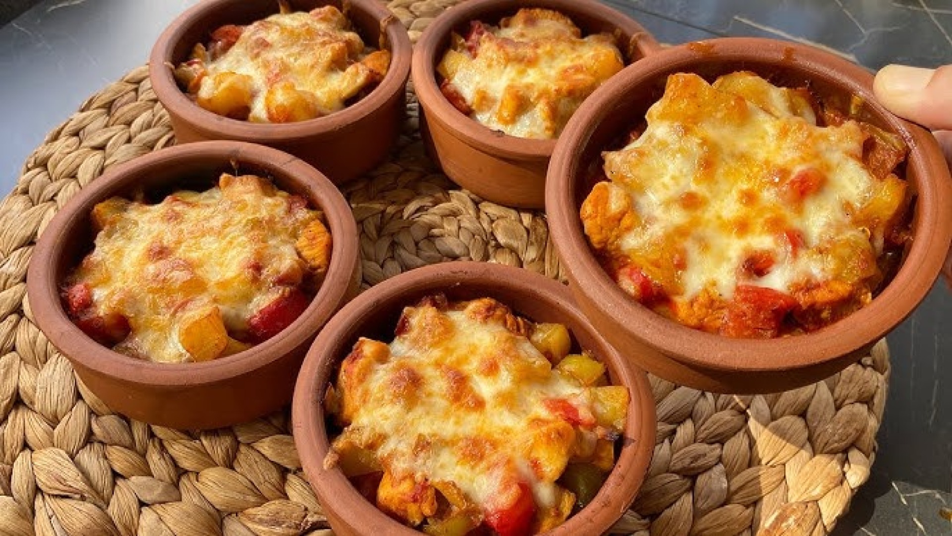 Fırında Kaşarlı Tavuk